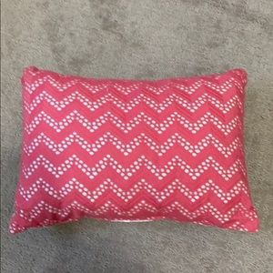 throw pillow